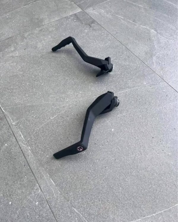 CanAm Windshield - Image 3