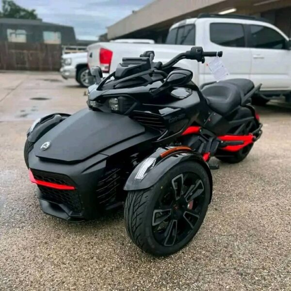 CanAm Spyder F3 2019 - Image 2